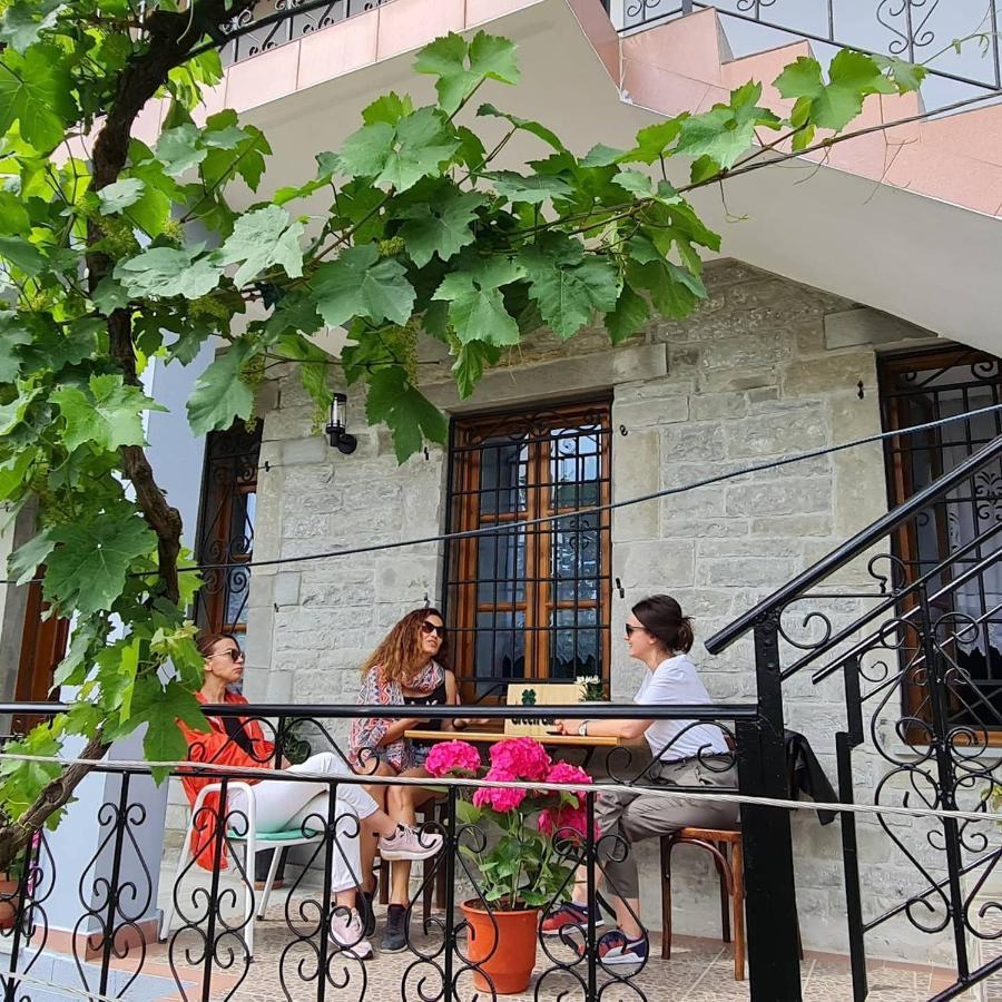 Garden Guest House Përmet Kültér fotó