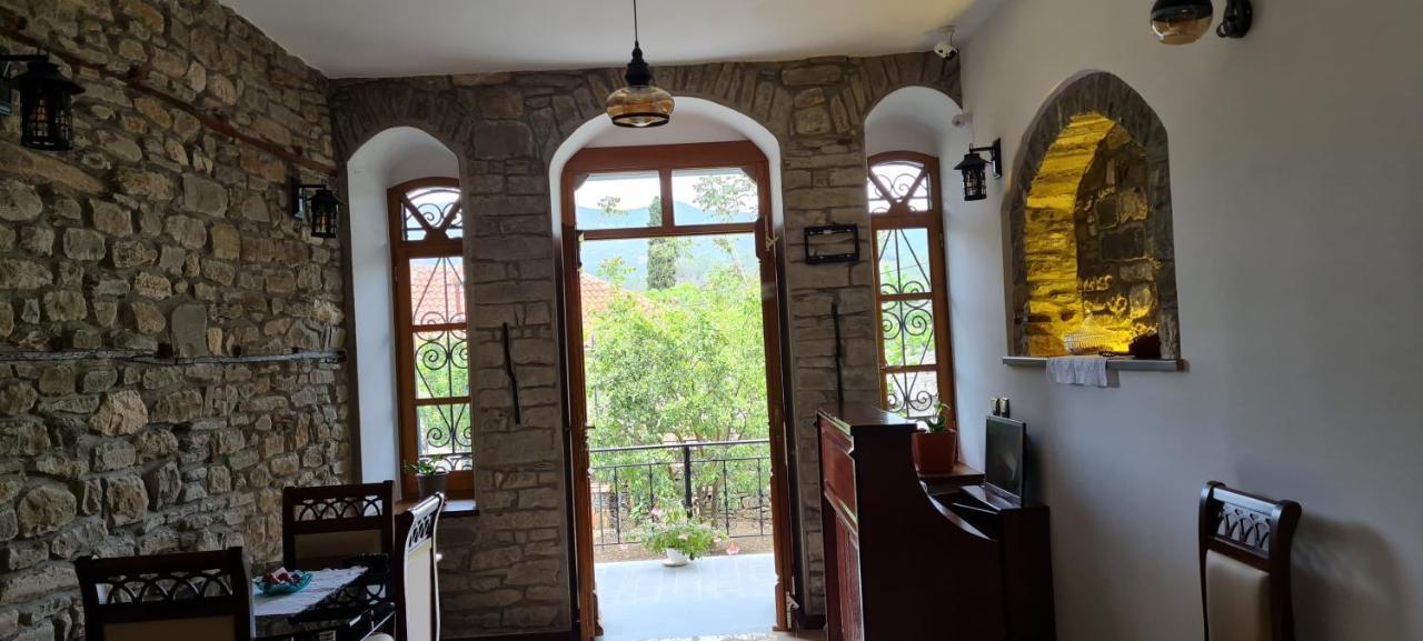 Garden Guest House Përmet Kültér fotó