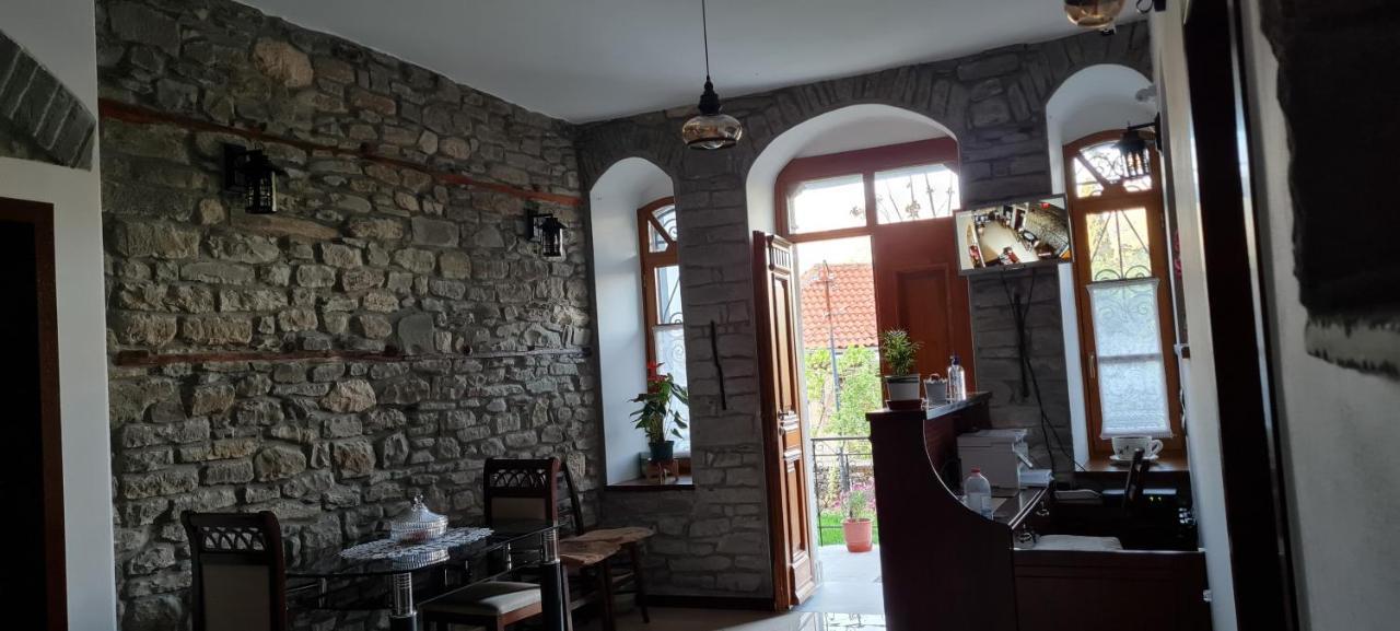 Garden Guest House Përmet Kültér fotó